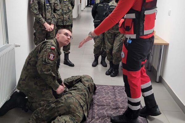 Szkoła TOM Gryfice - Liceum ogólnokształcące TOM dla młodzieży profil: Oddział Przygotowania Wojskowego